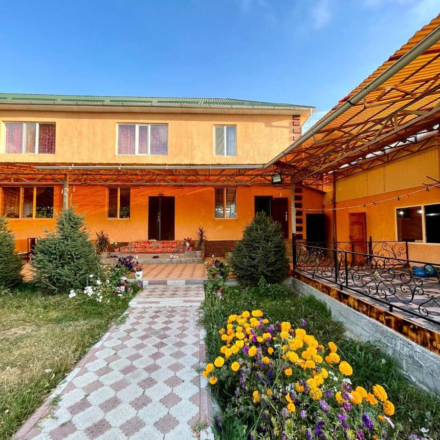 Guest House Jekshen Imeni Karla Marksa  Buitenkant foto