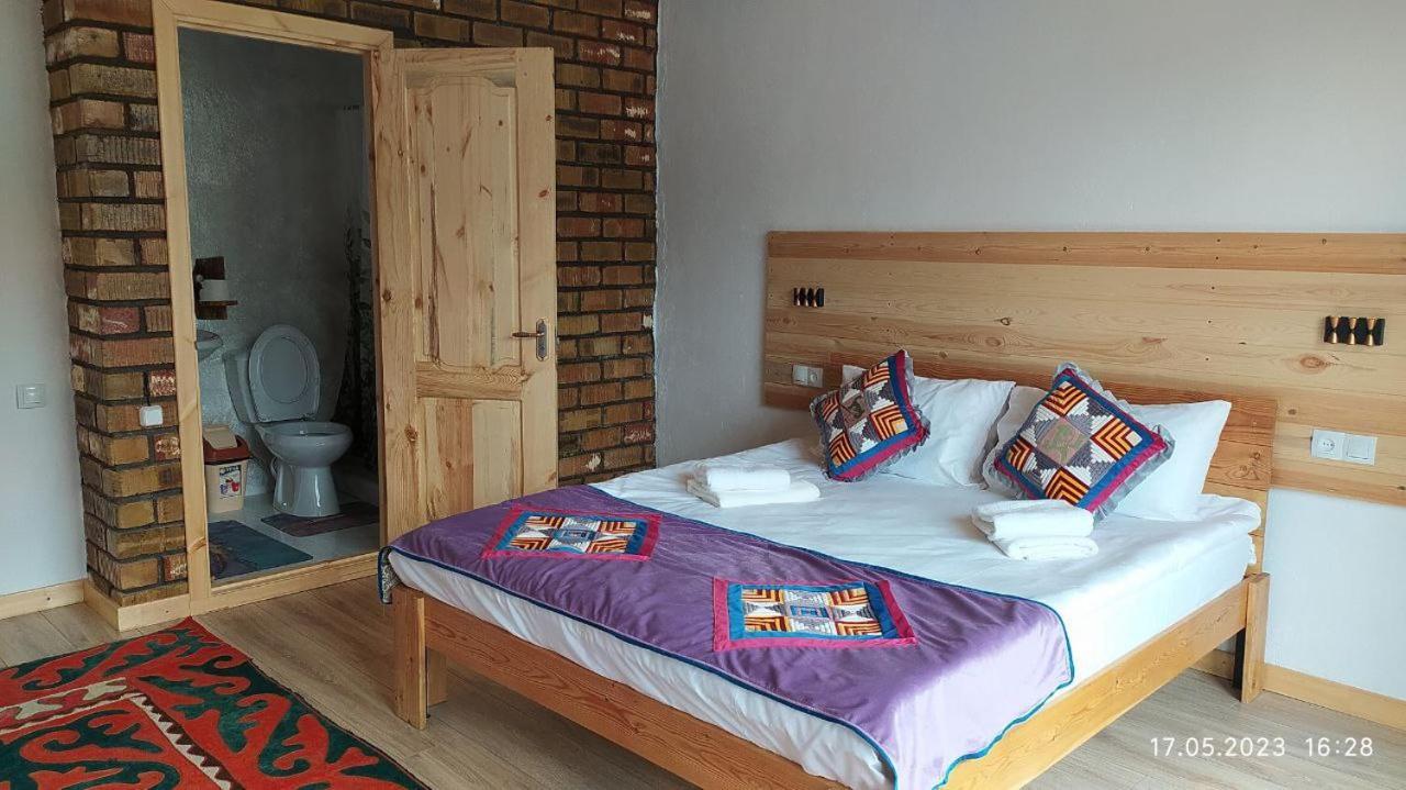 Guest House Jekshen Imeni Karla Marksa  Buitenkant foto