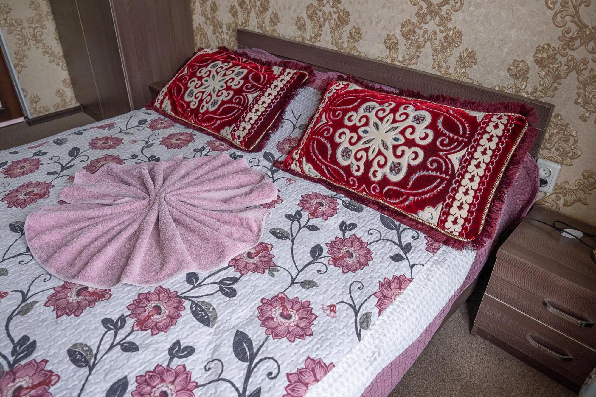 Guest House Jekshen Imeni Karla Marksa  Buitenkant foto